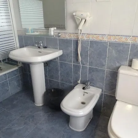 Guest house Arenal 2*