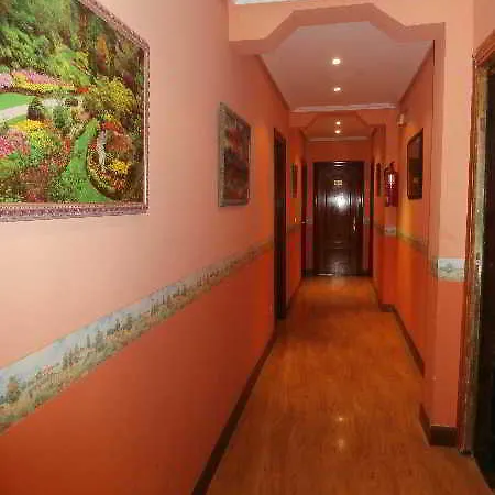 Arenal ゲストハウス 2*