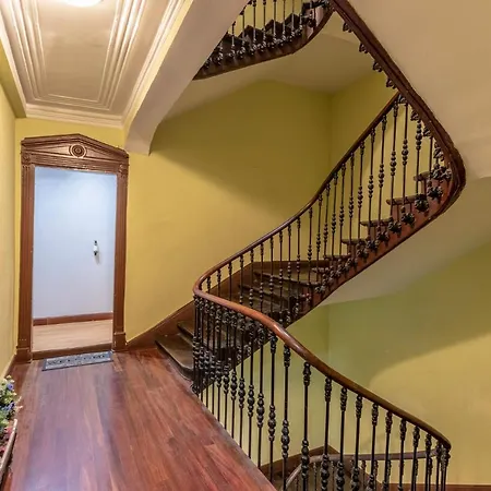 ゲストハウス Arenal 2*